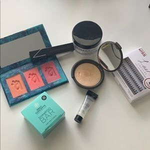 Makeup bundle